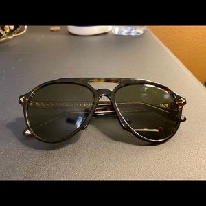GIVENCHY Unisex Gv7076 Tinted Aviator Tortoise